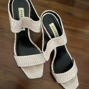 Eugenia Kim Wedges